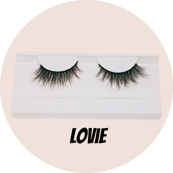 Mink eyelashes in Luvie style